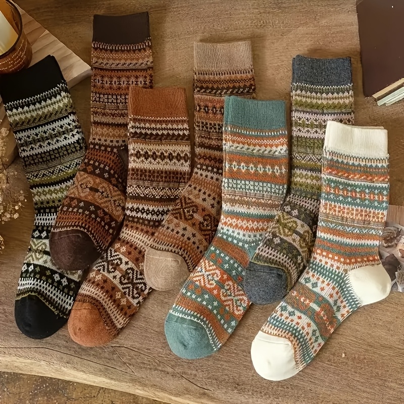 Retro 7-Color Mid-Calf Socks f - Winter Ethnic Fashion For Women บทวิจารณ์และราคา