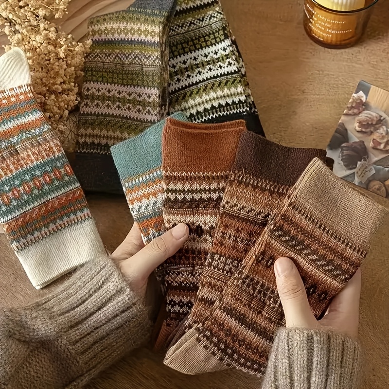 Retro 7-Color Mid-Calf Socks f - Winter Ethnic Fashion For Women บทวิจารณ์และราคา