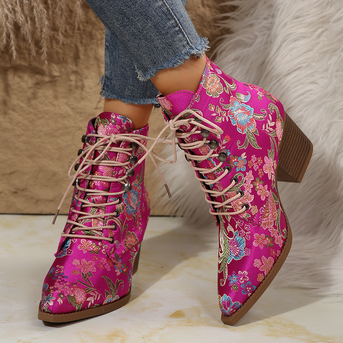 Ethnic Pointed-Toe Ankle Boots - Winter Ethnic Fashion For Women บทวิจารณ์และราคา