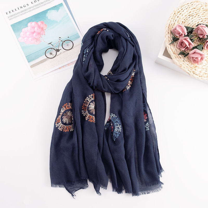 Many Colours Ethnic Embroidery - Winter Ethnic Fashion For Women บทวิจารณ์และราคา