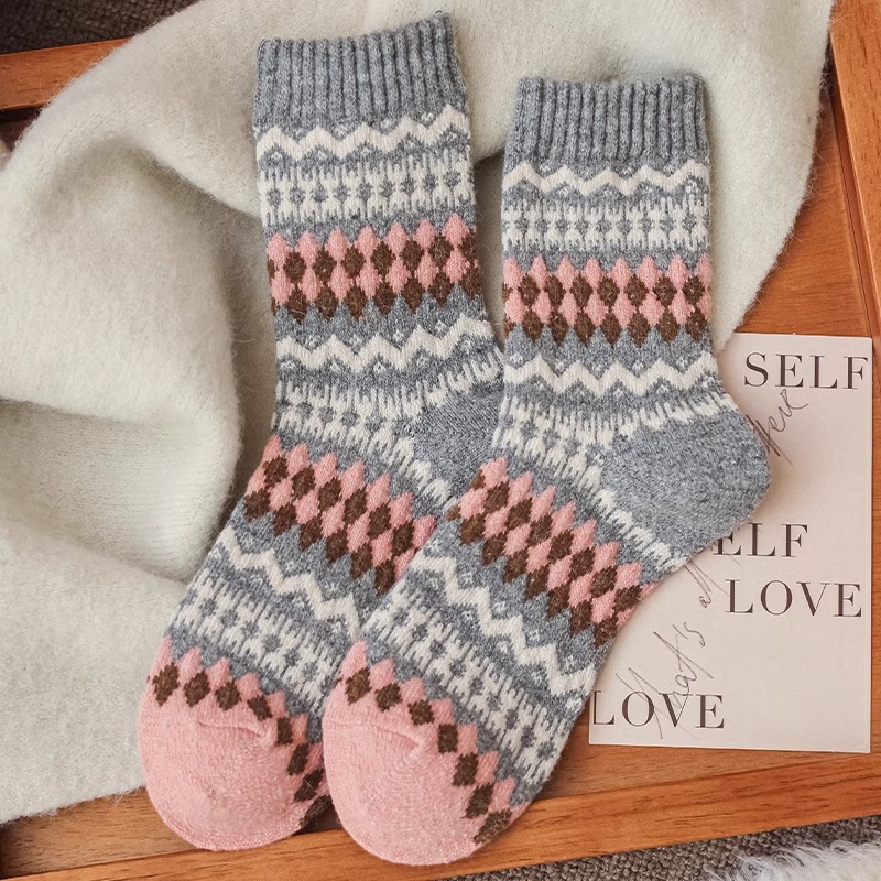 1/5 Pairs of Autumn and Winter - Winter Ethnic Fashion For Women บทวิจารณ์และราคา