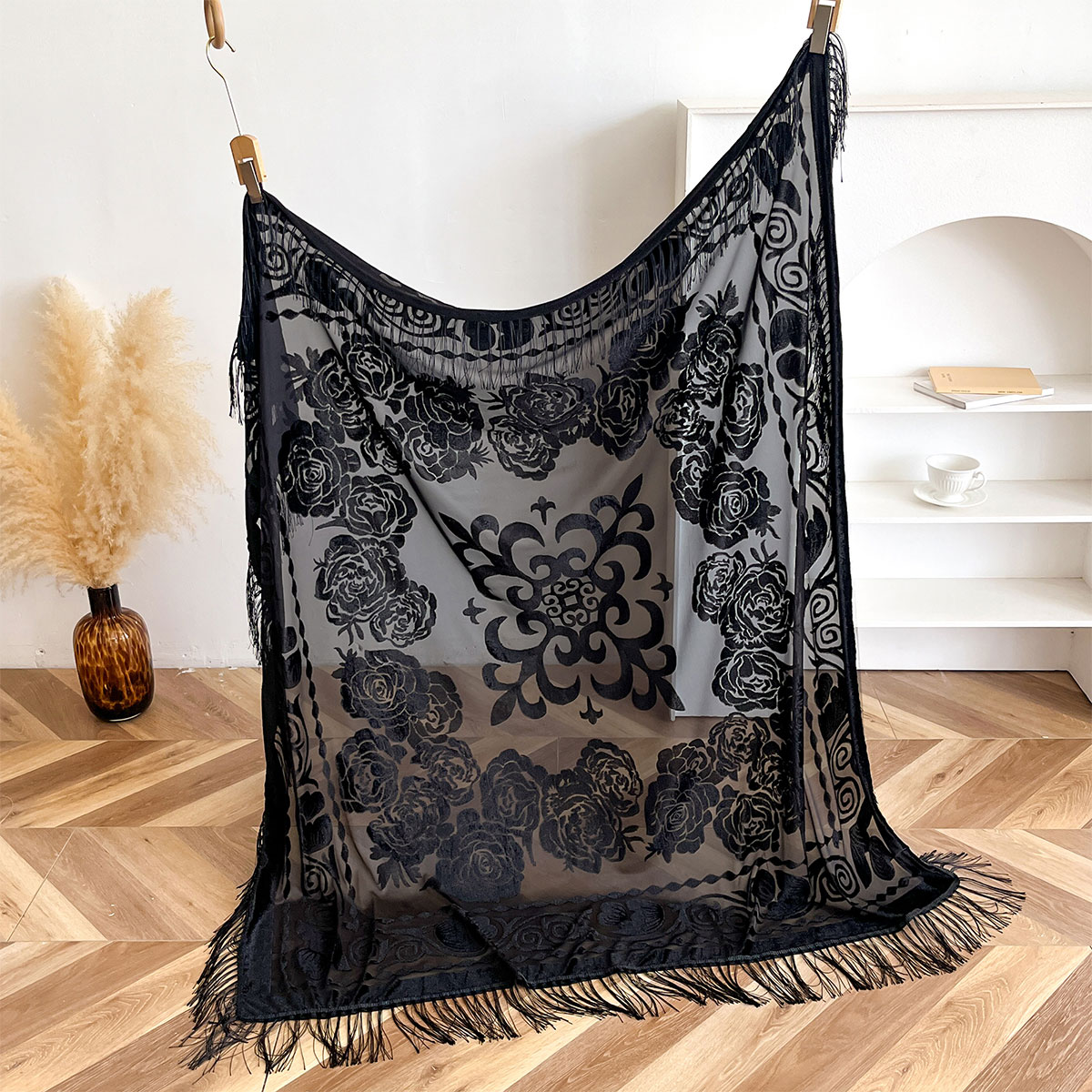 Retro Velvet Tassel Scarf Flor - Winter Ethnic Fashion For Women บทวิจารณ์และราคา